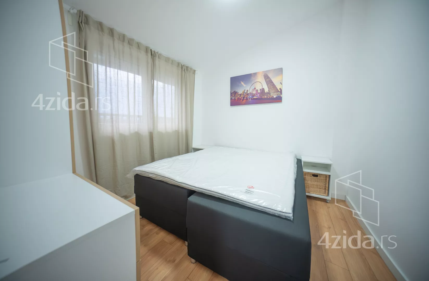 Dvoiposoban stan | 4zida