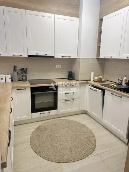 Tadije Sondermajera | 4zida.rs