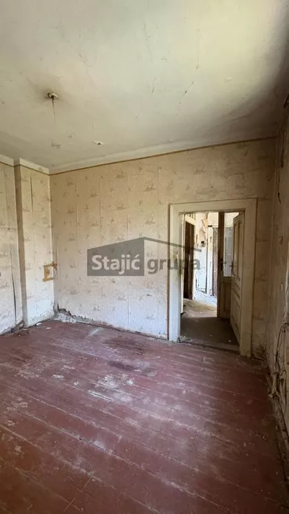 Čolak Antina | 4zida.rs