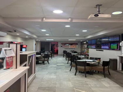 Trg Nemanjića 10 | 4zida.rs