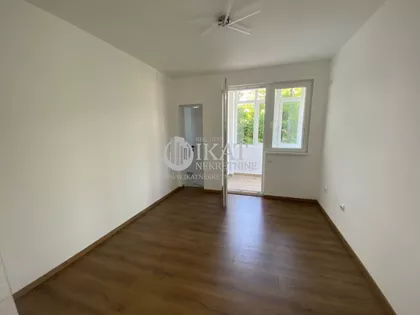 Gospodara Vučića | 4zida.rs