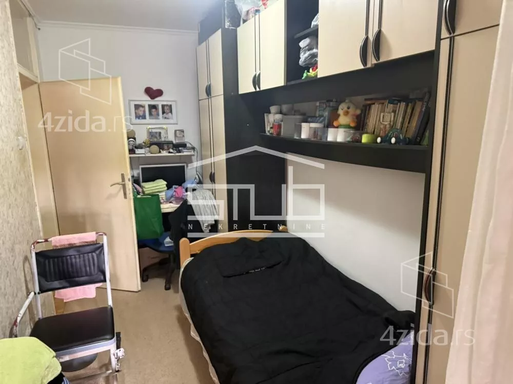 Petosoban stan | 4zida