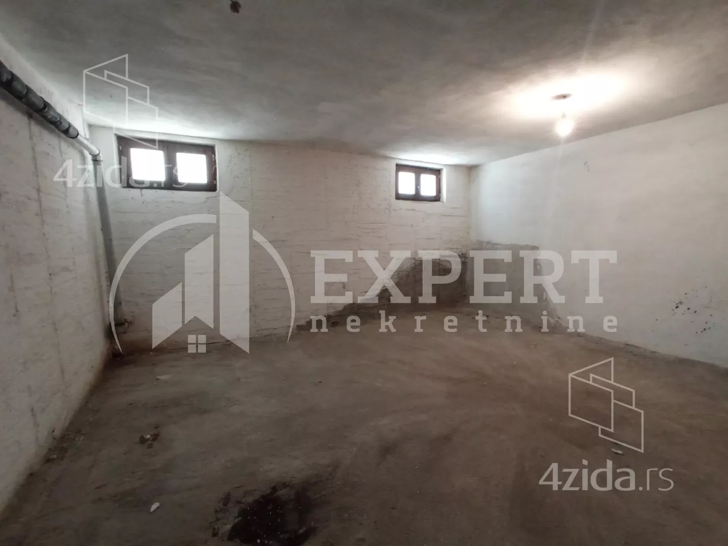 Lokal | 4zida