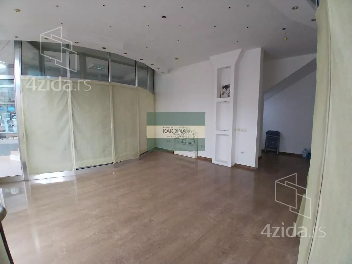 Poslovni prostor | 4zida