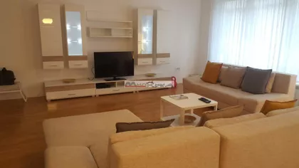 Crveni Krst Vračar | 4zida.rs