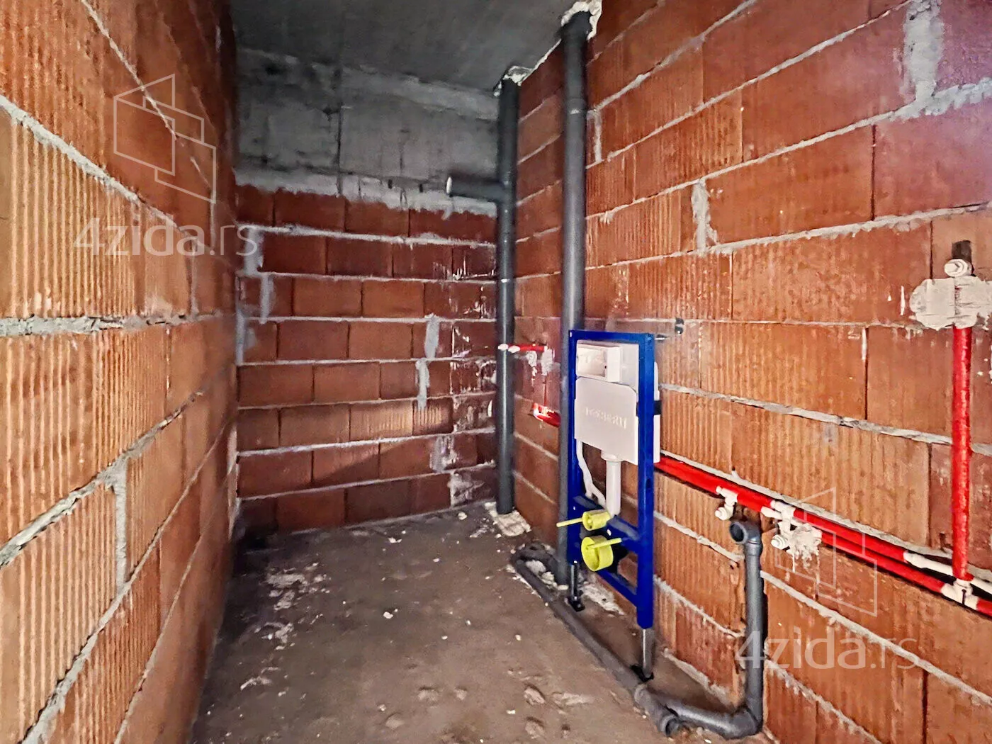 Četvorosoban stan | 4zida