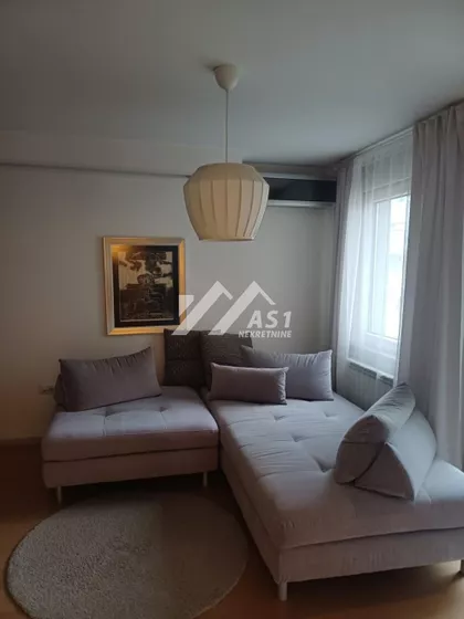 Vojvođanskih brigada | 4zida.rs