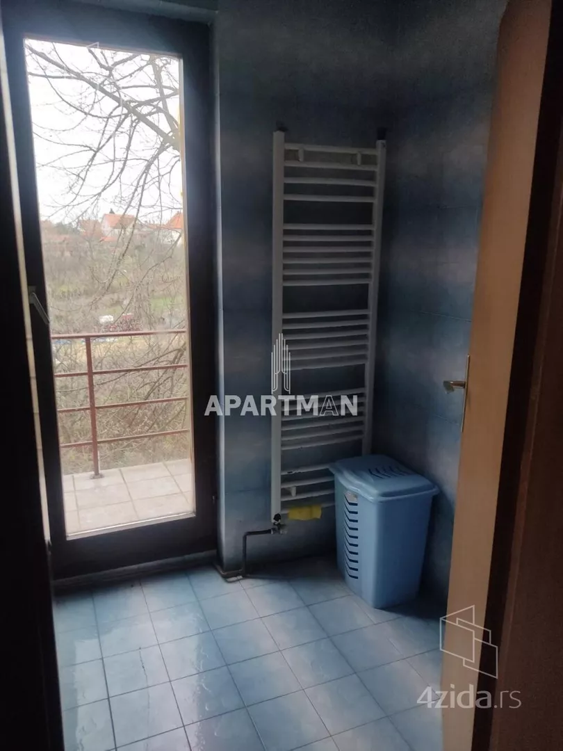 5-etažna kuća | 4zida