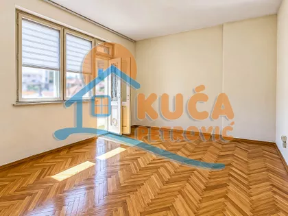 Starca Vujadina | 4zida.rs