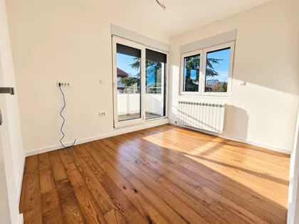 Dušanovac | 4zida.rs