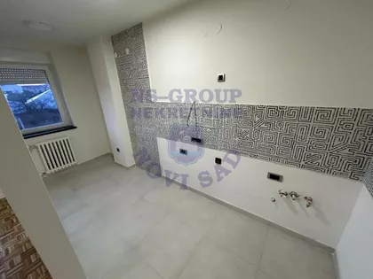 Cara Dušana | 4zida.rs