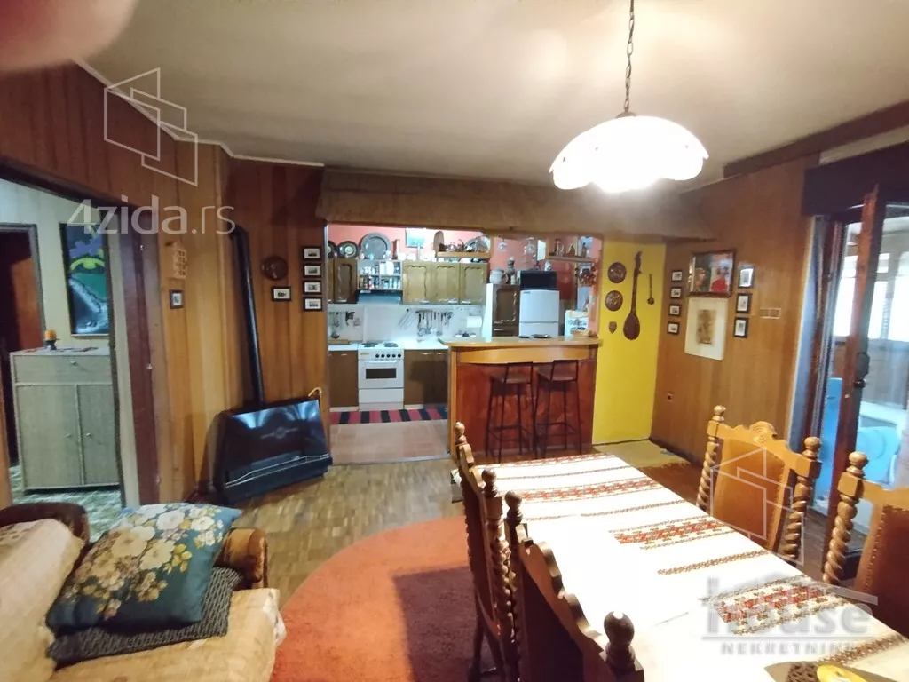 Kuća | 4zida