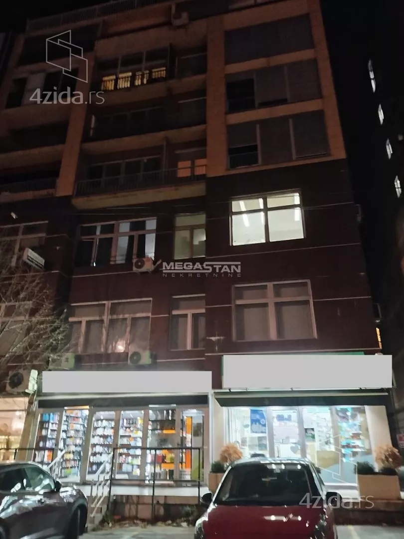 Poslovni prostor | 4zida