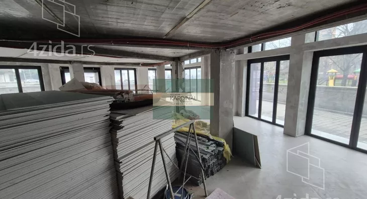 Poslovni prostor | 4zida