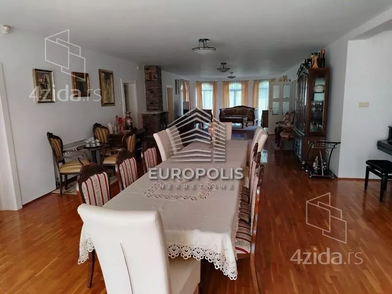 3-etažna kuća | 4zida