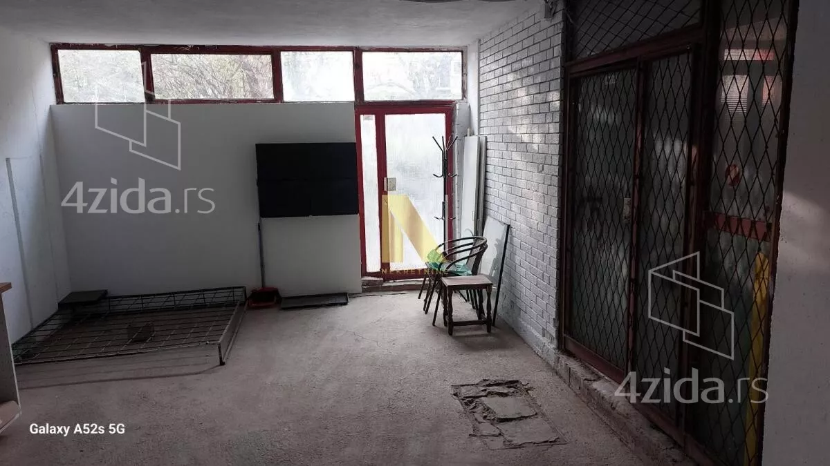 Poslovni prostor | 4zida