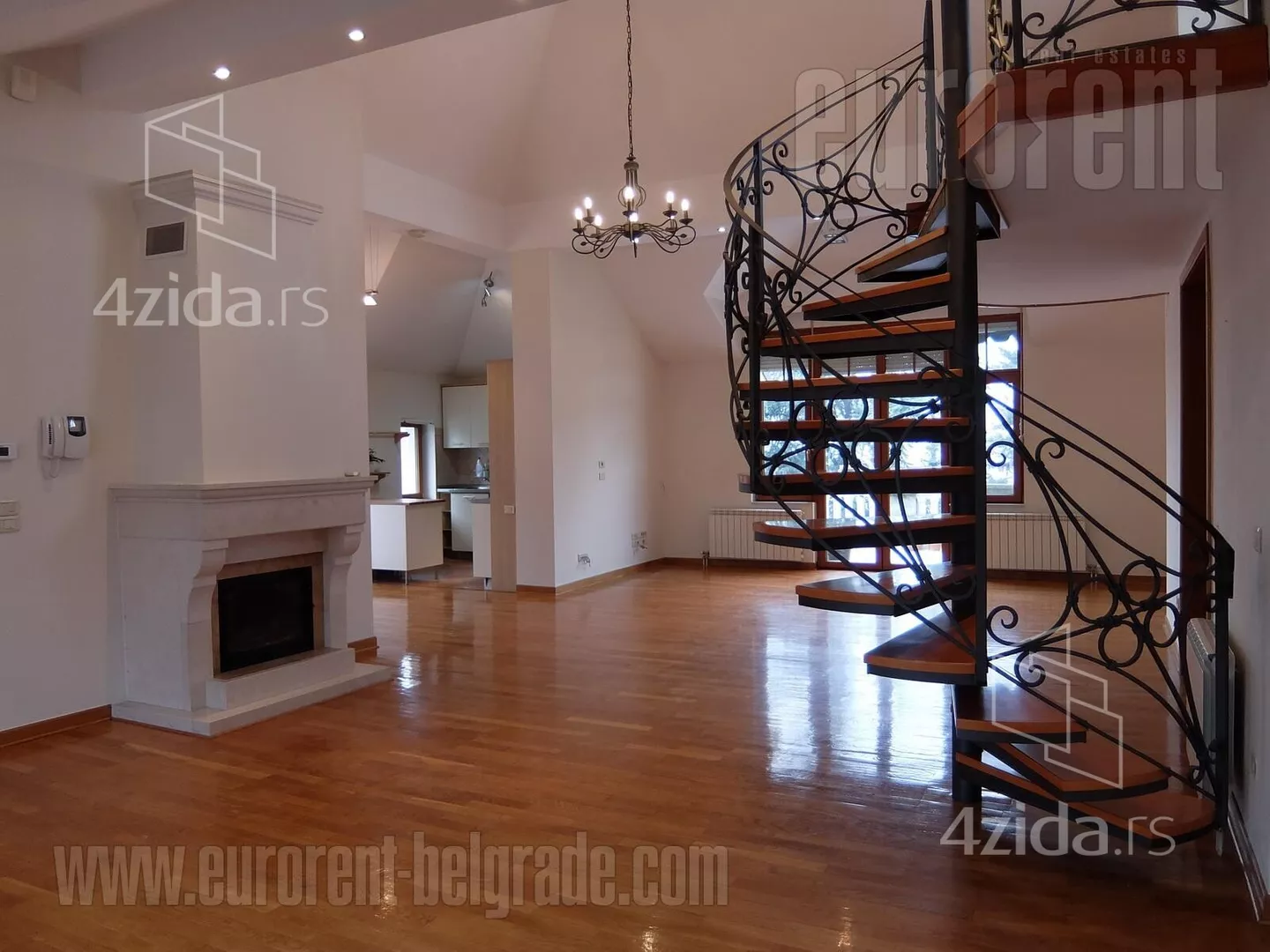 Troiposoban stan | 4zida