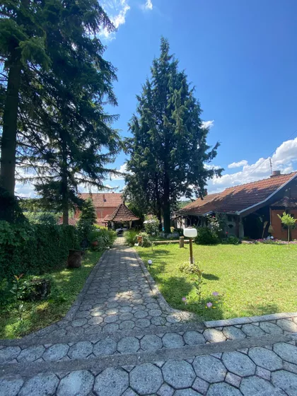 Knić | 4zida.rs