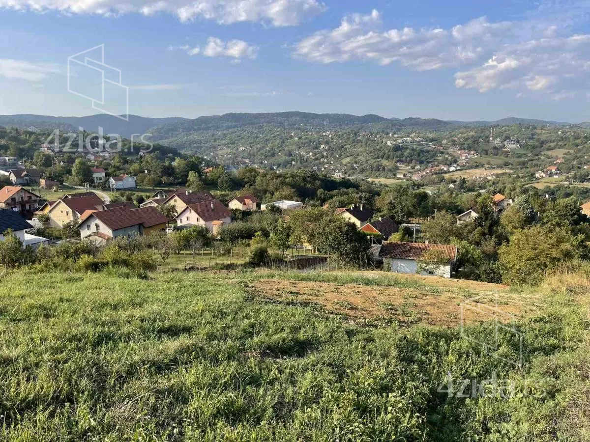 Plac | 4zida