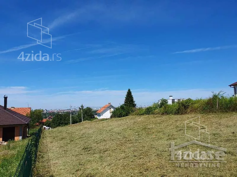 Plac | 4zida