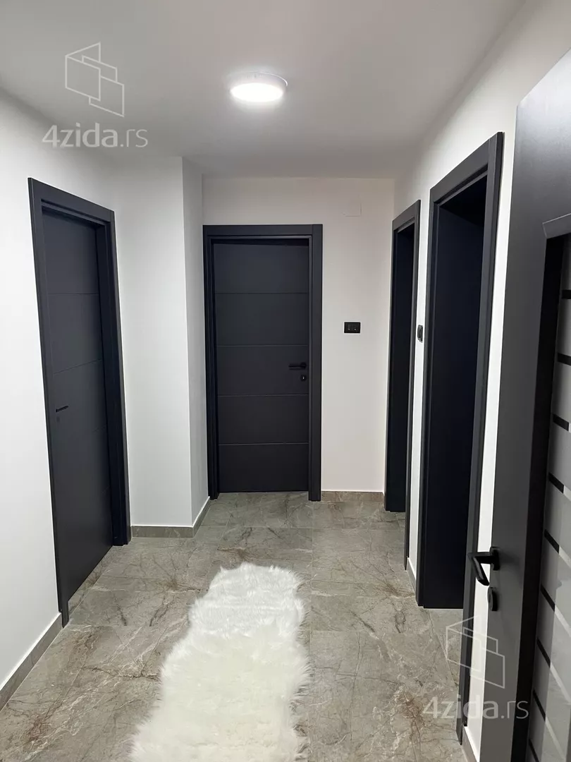 4-etažna kuća | 4zida