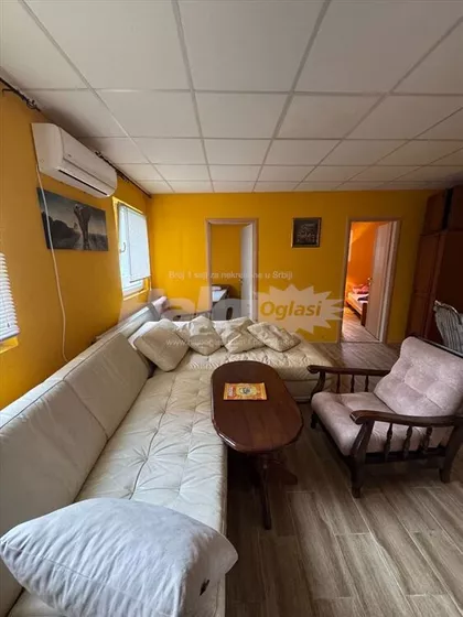 Sretenjskog Ustava | 4zida.rs