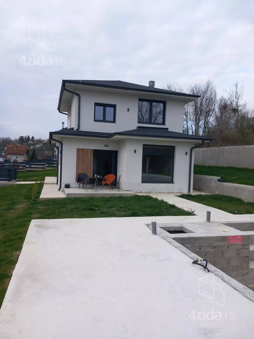2-etažna kuća | 4zida