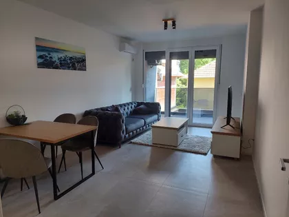 9.Brigade | 4zida.rs