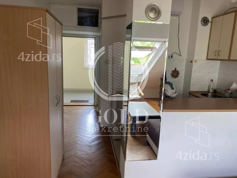 Garsonjera | 4zida