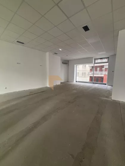 Banovo Brdo | 4zida.rs