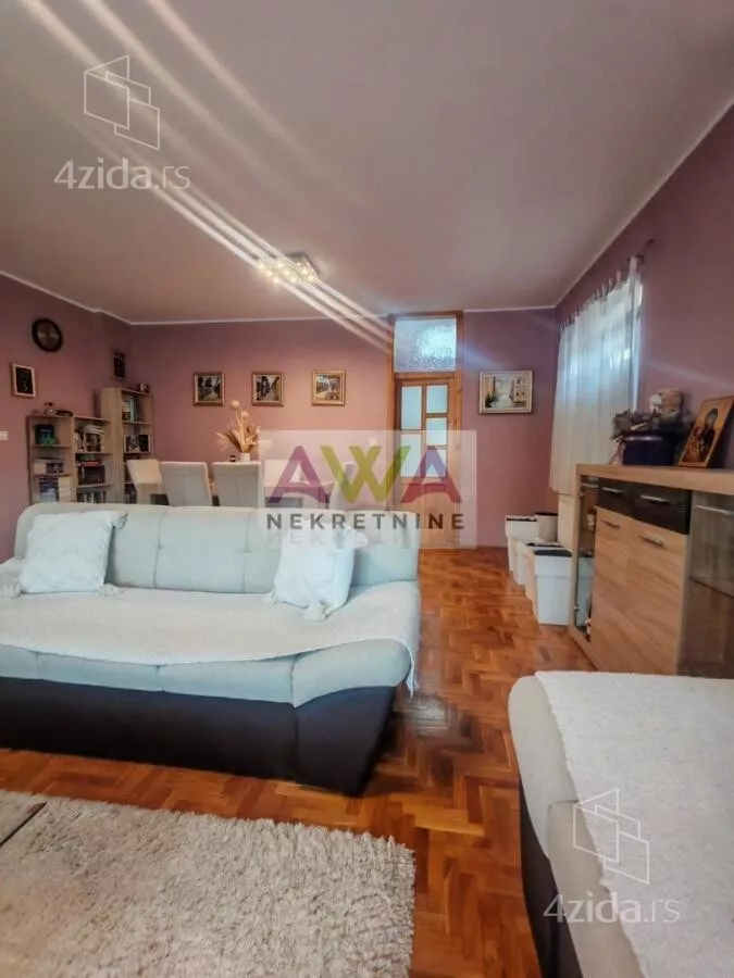 Kuća | 4zida