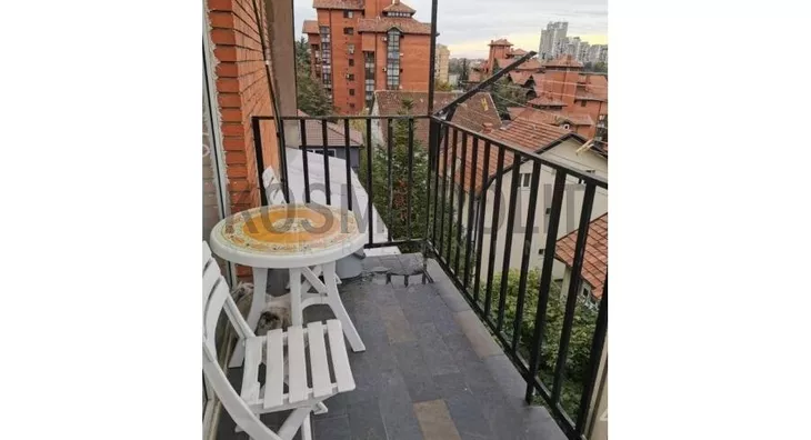 Šestosoban stan | 4zida