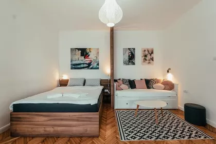 Strahinjića Bana | 4zida.rs