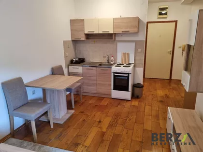 Novi Sad - Centar | 4zida.rs