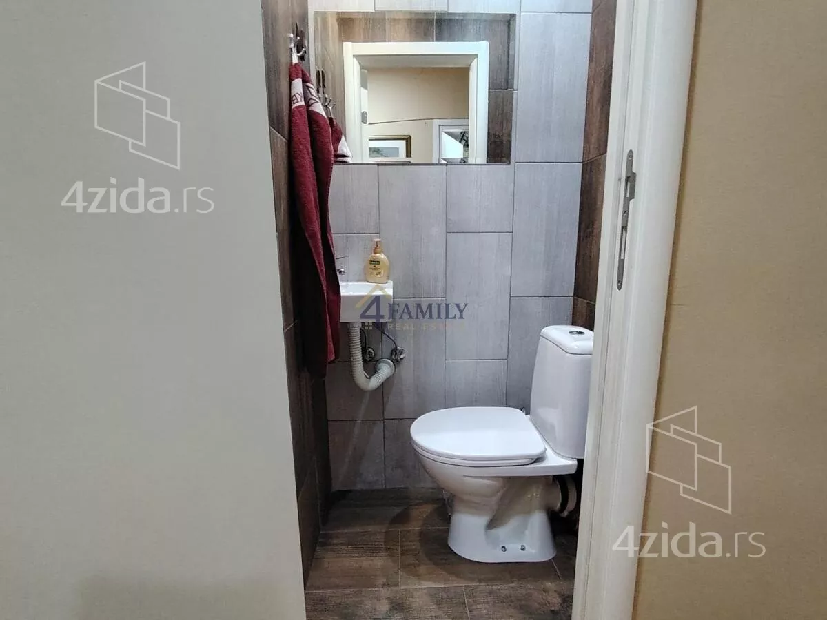 Troiposoban stan | 4zida