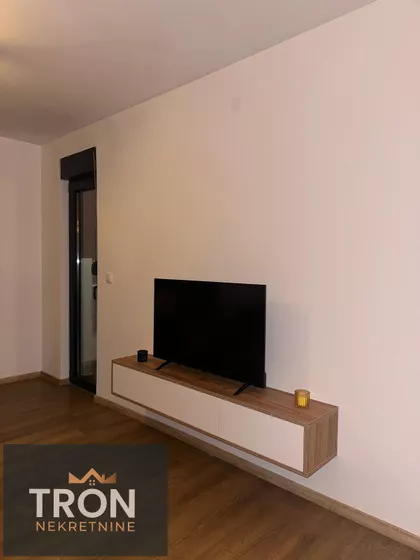 Nemanjina | 4zida.rs