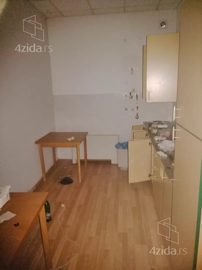 Kancelarija | 4zida