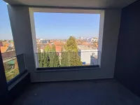 Šestosoban stan | 4zida