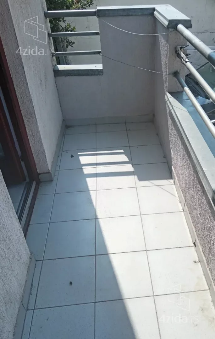 Garsonjera | 4zida