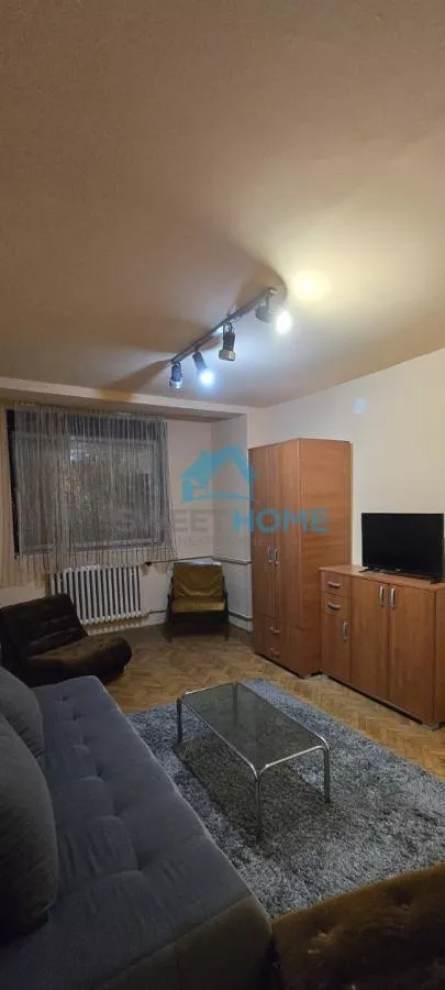 Ustanička | 4zida.rs