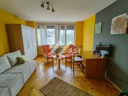 Vojvođanska | 4zida.rs