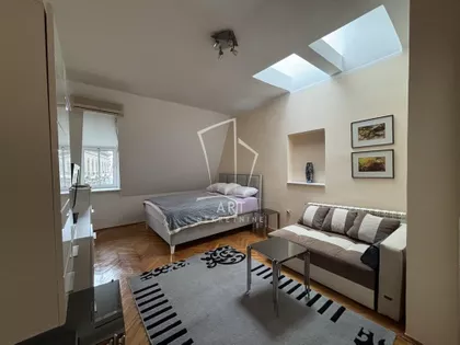 Cara Lazara | 4zida.rs