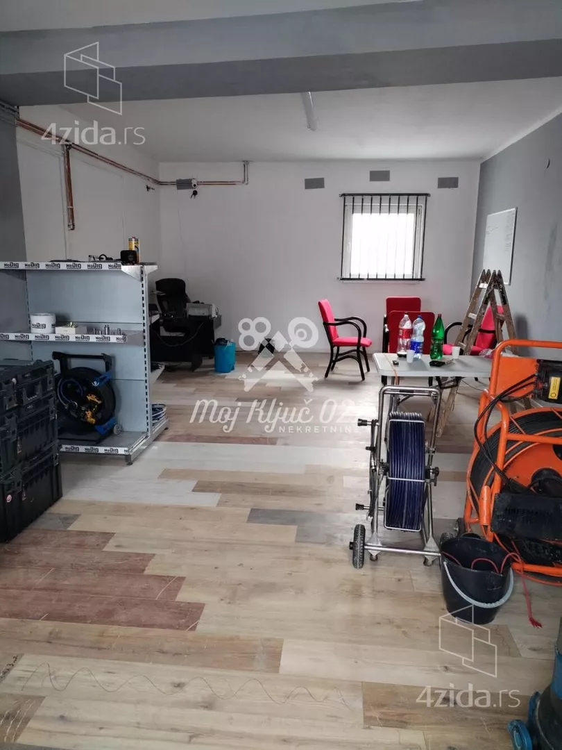 Poslovni prostor | 4zida