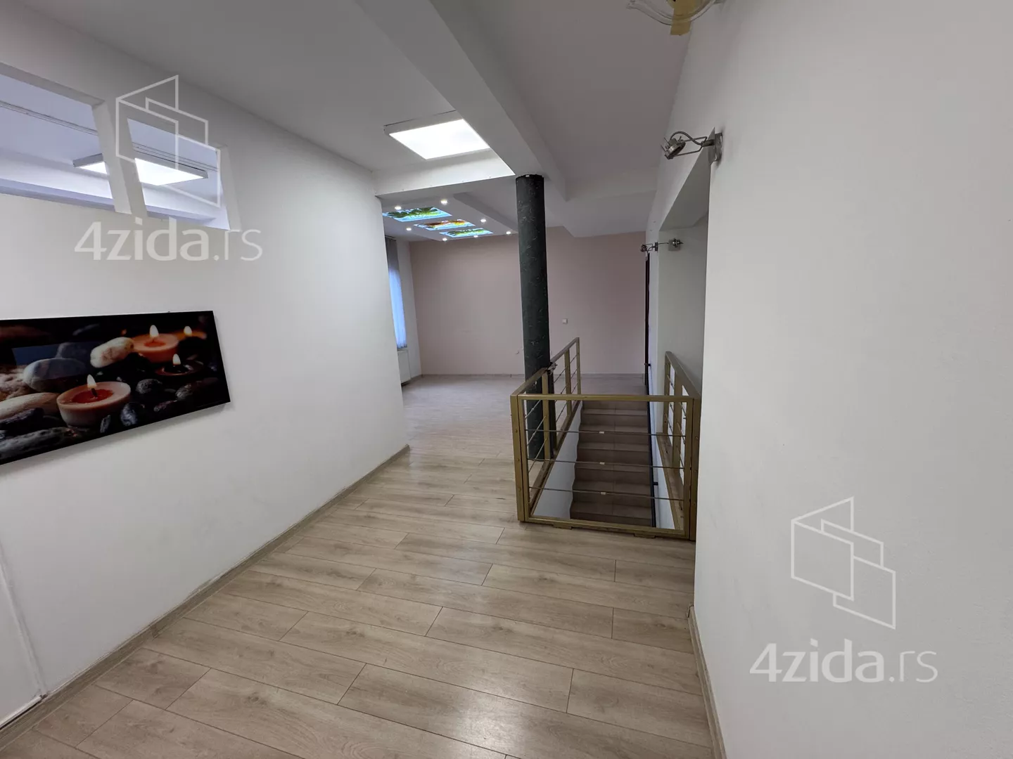 Lokal | 4zida