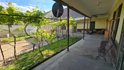 Lovćenac | 4zida.rs