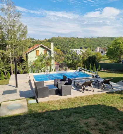 Staro Selo | 4zida.rs