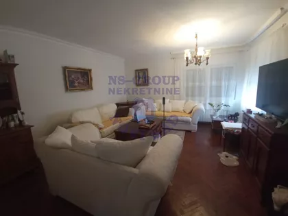 Krušedol Selo | 4zida.rs
