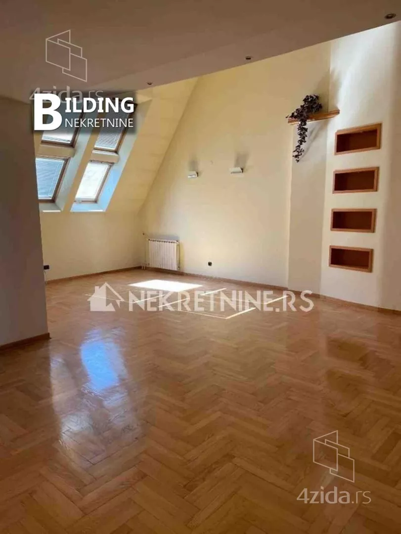 Petosoban stan | 4zida