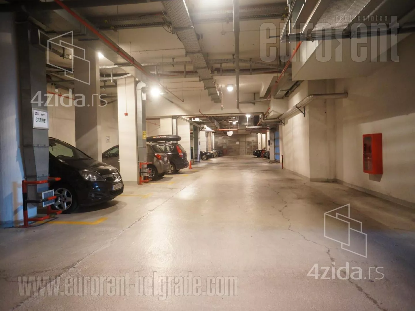 Poslovni prostor | 4zida