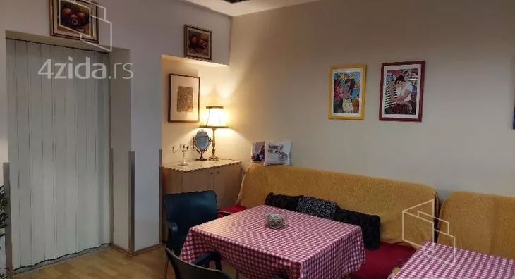 Petosoban stan | 4zida